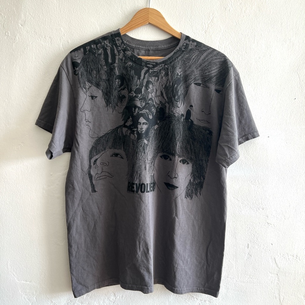 The Beatles Revolver Cover Print Grey Cotton Graphic Shirt Tee Retro 60s Large